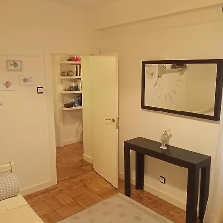 Apartament El Pisito De Rodrigo III Oviedo Zewnętrze zdjęcie