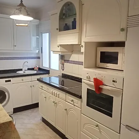 Apartament El Pisito De Rodrigo III Oviedo Zewnętrze zdjęcie