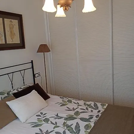 Apartament El Pisito De Rodrigo III Oviedo Zewnętrze zdjęcie